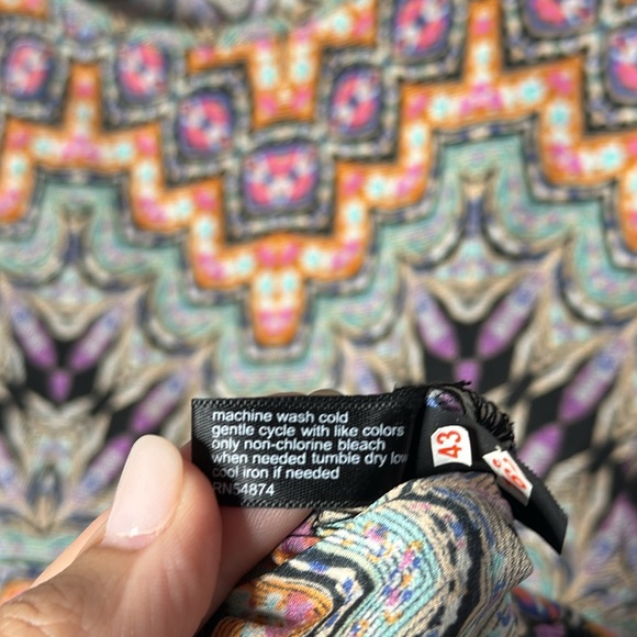 Small The Limited sleeveless blouse - Picture 4 of 4